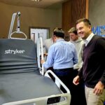 Představení nemocniční postele ProCeed od Stryker Představení nemocniční postele ProCeed od Stryker